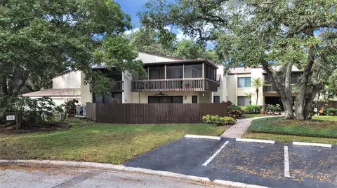 700 Starkey Rd #511, Largo, FL 33771