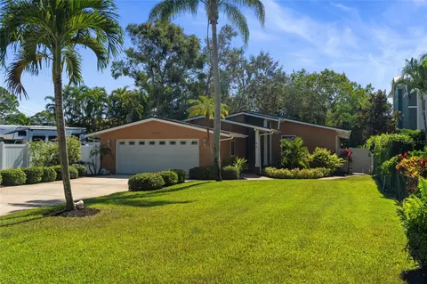 13000 Hibiscus Ave, Seminole, FL 33776