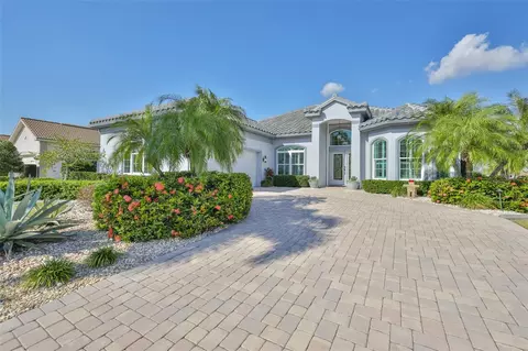 2219 Platinum Dr, Sun City Center, FL 33573