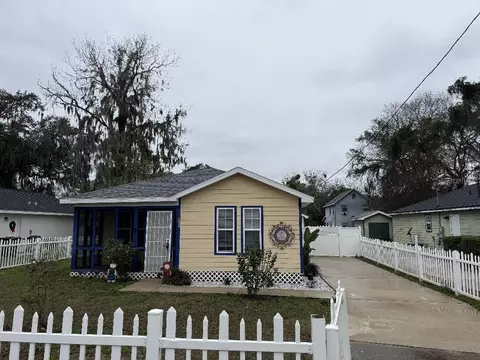 230 NW 9th Ave, Ocala, FL 34475