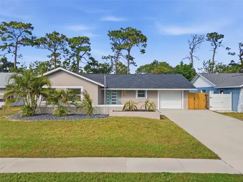 8433 101st Ave, Seminole, FL 33777