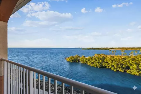 5000 Culbreath Key Way #9-318, Tampa, FL 33611