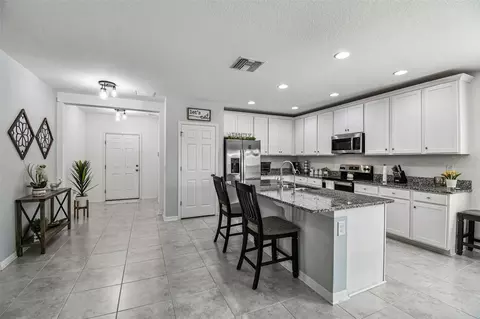 Entry Way - 12907 Conquistador Loop, Spring Hill, FL 34610 photo 5 of 9