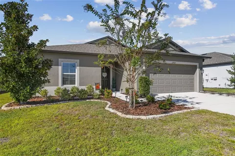 Exterior - 12907 Conquistador Loop, Spring Hill, FL 34610 photo 4 of 15