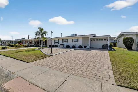 1210 Beach Blvd, Sun City Center, FL 33573