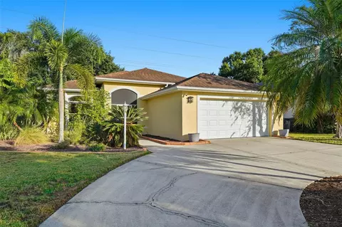 4905 72nd Ct E, Bradenton, FL 34203