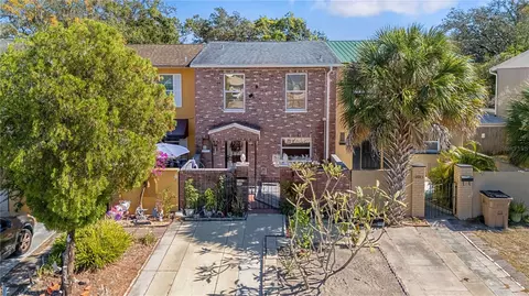 10027 N 53rd St, Temple Terrace, FL 33617