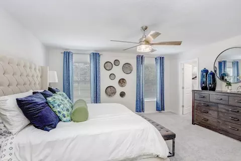 Bedroom - 5349 Coldpine Pl, Seffner, FL 33584 photo 2 of 5