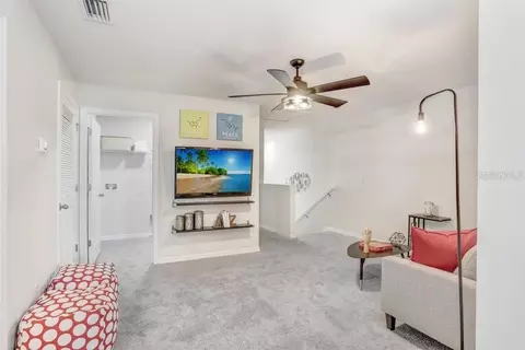 Entry Way - 5349 Coldpine Pl, Seffner, FL 33584 photo 2 of 2