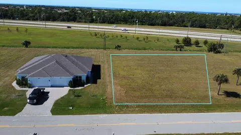 16065 Badalona Dr, Punta Gorda, FL 33955