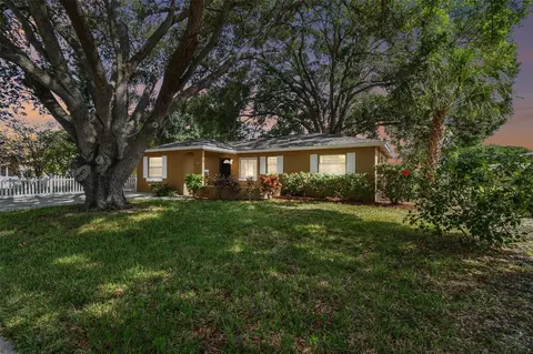 6507 Los Altos Way, Tampa, FL 33634