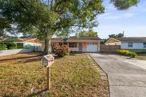 8454 Rose Ter, Seminole, FL 33777