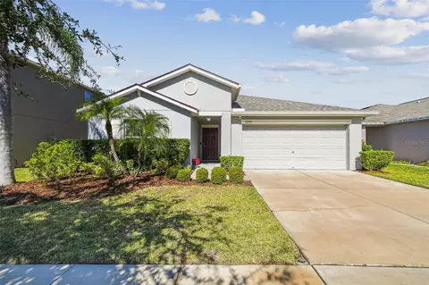 10946 Rainbow Pyrite Dr, Wimauma, FL 33598