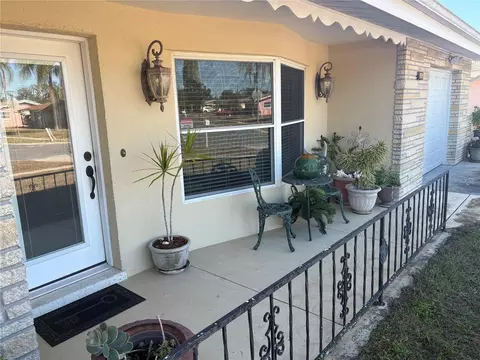 5330 Spanish Trl, Holiday, FL 34690