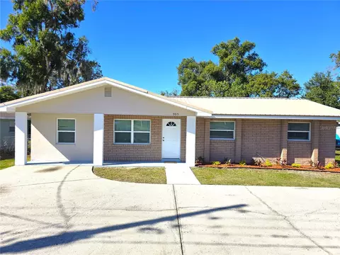 905 N Park Rd, Plant City, FL 33563