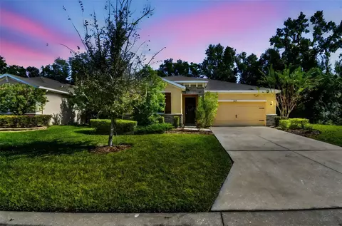 12322 Eastpointe Dr, Dade City, FL 33525