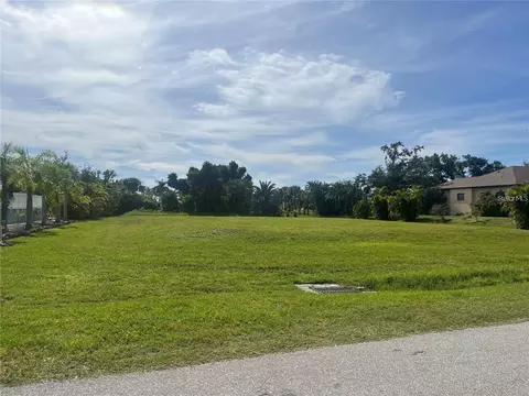 315 Capstan Dr, Placida, FL 33946 photo 2