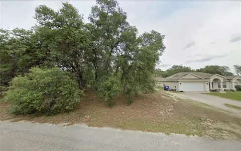2162 W Swanson Dr, Citrus Springs, FL 34434