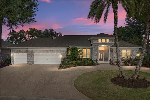 3034 Sutton Woods Dr, Plant City, FL 33566