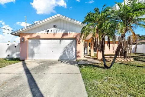 13697 San Rafael Dr, Largo, FL 33774