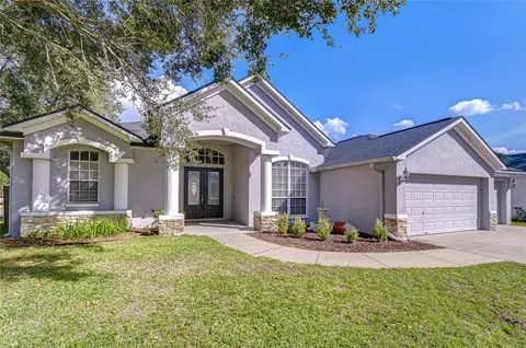 4401 Arranmore Cir, Valrico, FL 33596