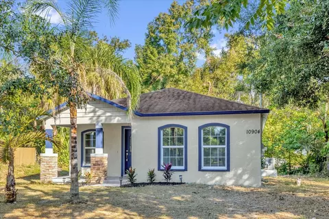 10904 Park Dr, Riverview, FL 33569