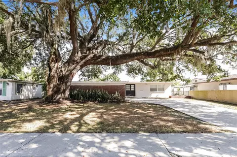 205 Bryan Rd, Brandon, FL 33511