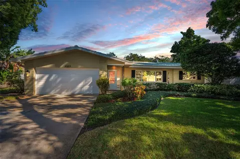 1359 Whispering Pines Dr, Clearwater, FL 33764