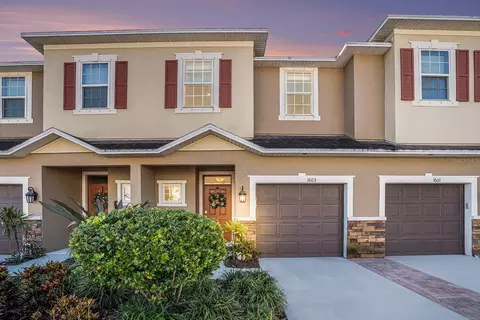 1603 Vineyard Ln, Oldsmar, FL 34677