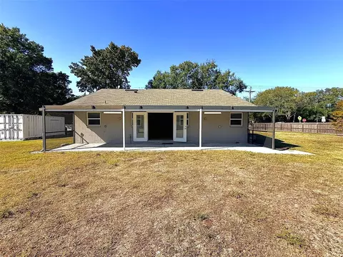 6318 Lynn Rd, Tampa, FL 33625