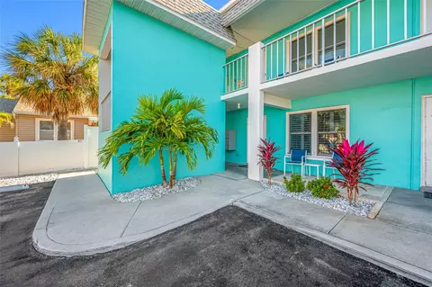 680 71st Ave #1, Saint Pete Beach, FL 33706