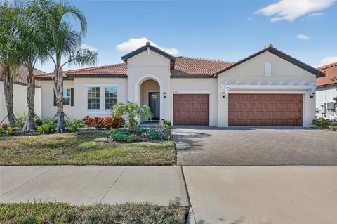 17109 Star Banks St, Wimauma, FL 33598