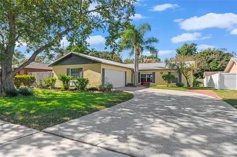 918 York Dr, Brandon, FL 33510