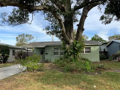 5725 3rd Ave N, Saint Petersburg, FL 33710