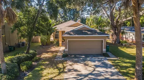 975 Harbor Hill Dr, Safety Harbor, FL 34695