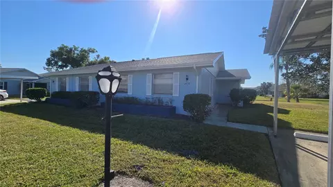 2337 Glenmore Cir #0, Sun City Center, FL 33573