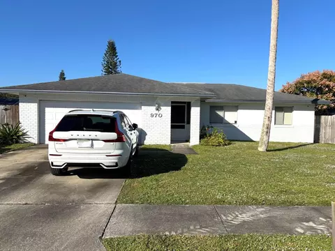 970 Carolina Cir, Titusville, FL 32796