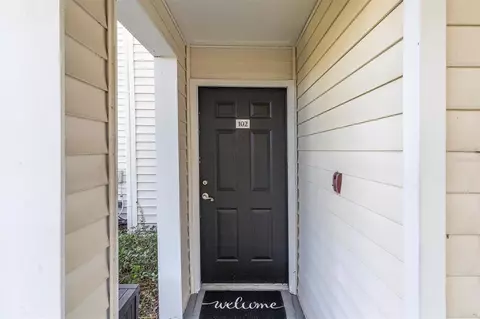 3260 Haviland Ct #102, Palm Harbor, FL 34684