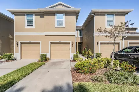 2106 Lennox Dale Ln, Brandon, FL 33510