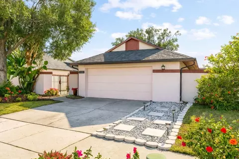 10815 Venice Cir, Tampa, FL 33635