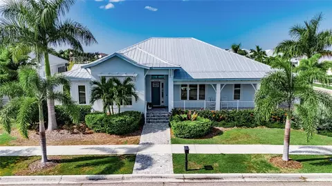 5720 Tybee Island Dr, Apollo Beach, FL 33572