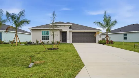 113 Hercules Dr, Rotonda West, FL 33947