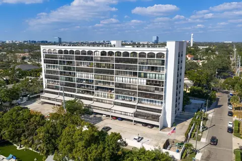 3211 W Swann Ave #204, Tampa, FL 33609