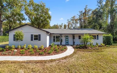11201 Hidden Valley Dr, Tampa, FL 33618