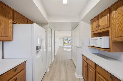 Kitchen - 4859 Independence Dr, Bradenton, FL 34210 photo 2 of 2