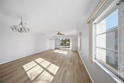 Living - 4859 Independence Dr, Bradenton, FL 34210 photo 2 of 6