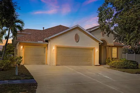 10738 Banfield Dr, Riverview, FL 33579