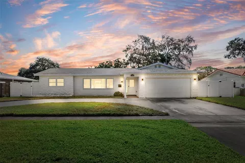 6488 30th Ave N, Saint Petersburg, FL 33710