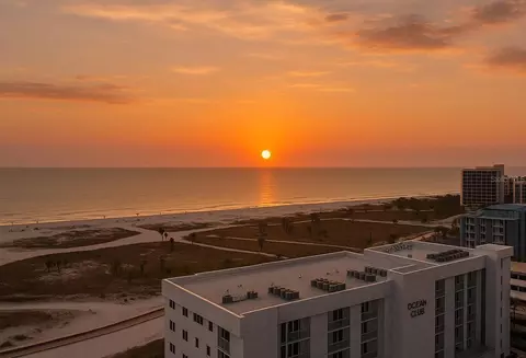 11500 Gulf Blvd #504, Treasure Island, FL 33706