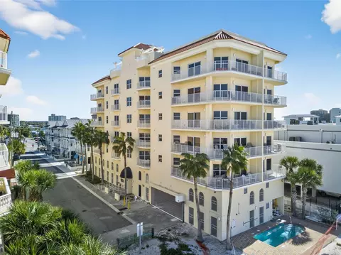 15 Somerset St #4A, Clearwater Beach, FL 33767